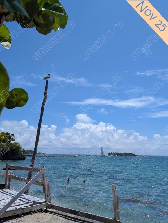 la résidence avec sa plage